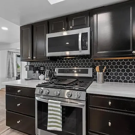 Auburn Retreat W/ Mountian Views Apartment Exterior photo