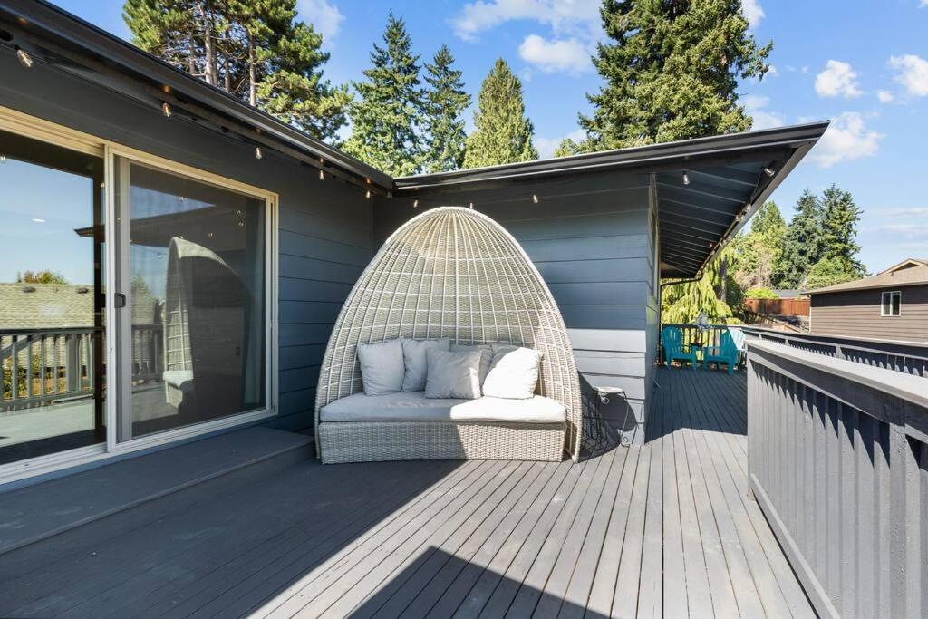 Apartment Retreat W/ Mountian Views *